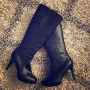Black leather heeled boots